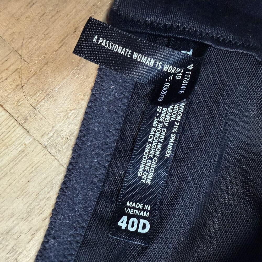 Torrid Curve 360 Back Smoothing Push Up Plunge Bl… - image 6